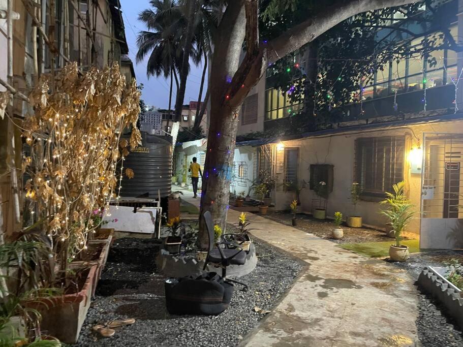 Studio - 27, One Bedroom Apt- Bandra West Mumbai Exterior photo